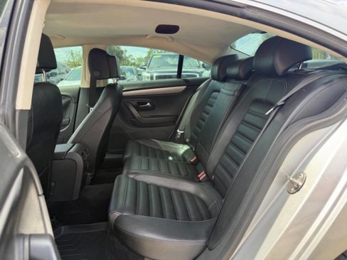 Used 2013 Volkswagen CC R-Line FWD image 19