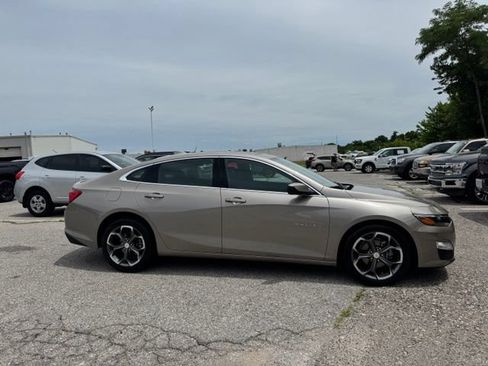 Used 2024 Chevrolet Malibu LT FWD image 7