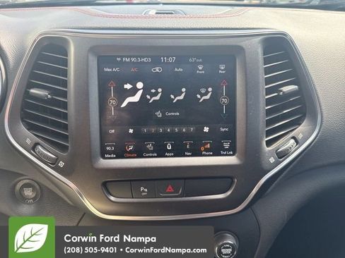 Used 2020 Jeep Cherokee Trailhawk w/ Comfort/Convenience Group image 13