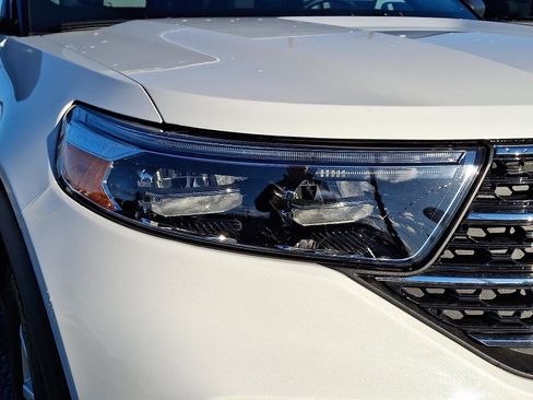 Used 2022 Ford Explorer XLT w/ Class IV Trailer Tow Package image 9