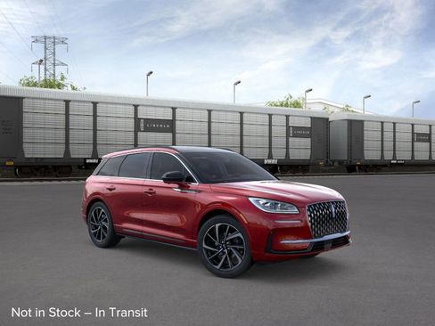 New 2026 Lincoln Corsair Grand Touring image 7