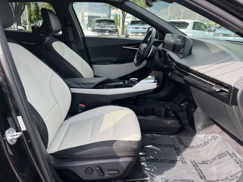Used 2023 Kia EV6 GT-Line w/ GT-Line White Seat Package AWD/4WD image 17