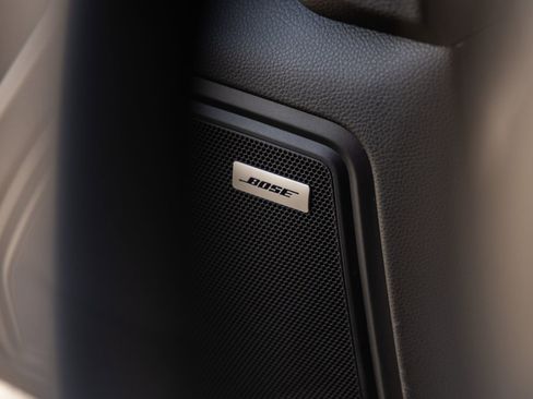 Certified 2023 Porsche Macan image 26