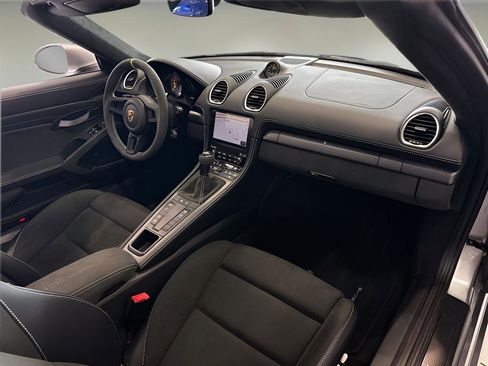 Used 2025 Porsche 718 Boxster Spyder RS RWD image 19