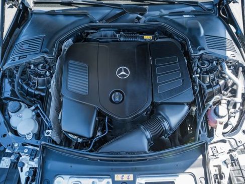 Certified 2023 Mercedes-Benz C 300 4MATIC Sedan image 19