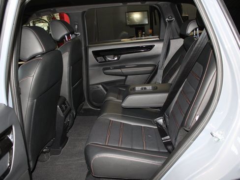 Used 2023 Honda CR-V Sport Touring image 17