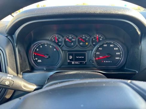 Used 2021 Chevrolet Silverado 2500 Custom w/ Custom Convenience Package image 24