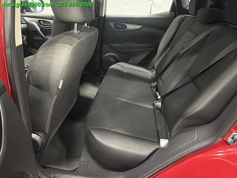 Used 2017 Nissan Rogue Sport S w/ S Appearance Package AWD/4WD image 9