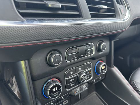 Certified 2024 Chevrolet Suburban RST w/ Luxury Package image 16