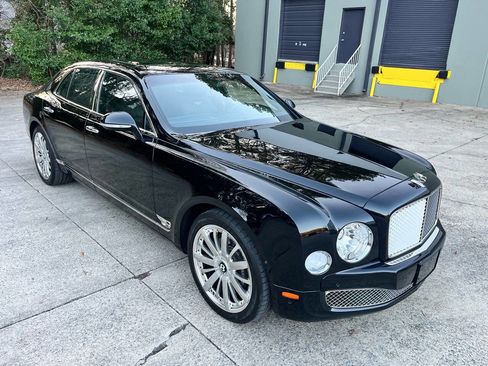 Used 2014 Bentley Mulsanne image 50