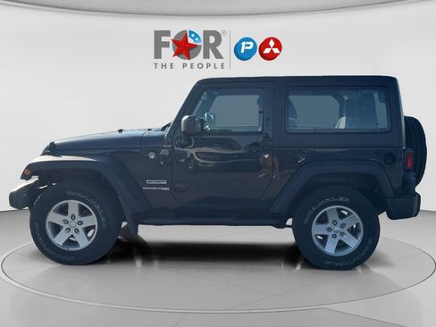 Used 2018 Jeep Wrangler Sport image 2