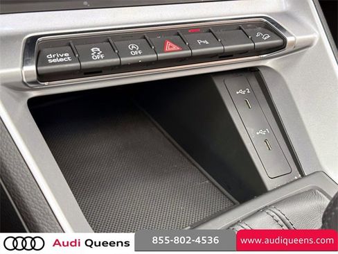 Certified 2022 Audi Q3 2.0T Premium w/ Convenience Package image 25