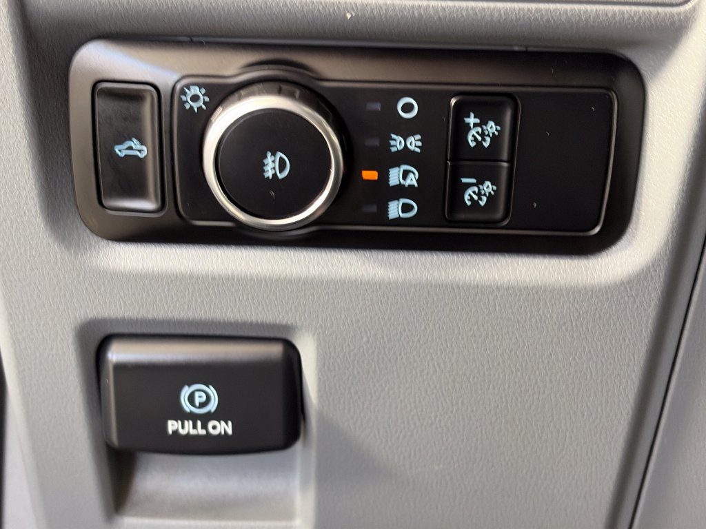 Certified 2024 Ford F150 XLT AWD/4WD image 23