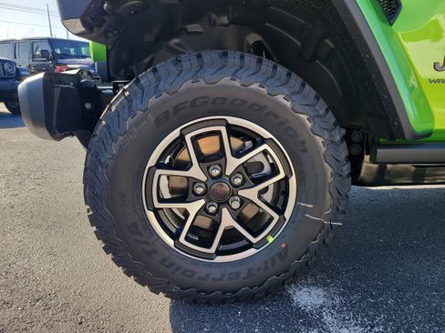 New 2026 Jeep Wrangler Rubicon w/ Technology Group image 10