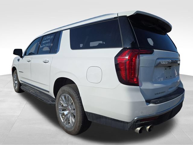 Used 2023 GMC Yukon XL Denali AWD/4WD image 10