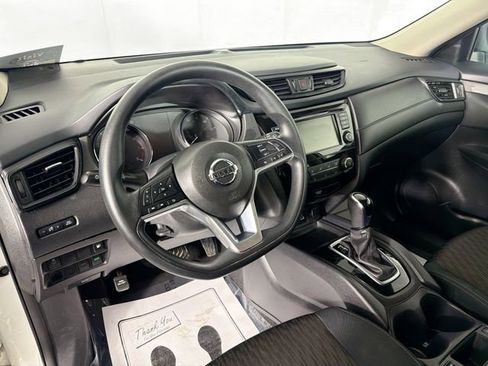 Used 2018 Nissan Rogue S FWD image 9