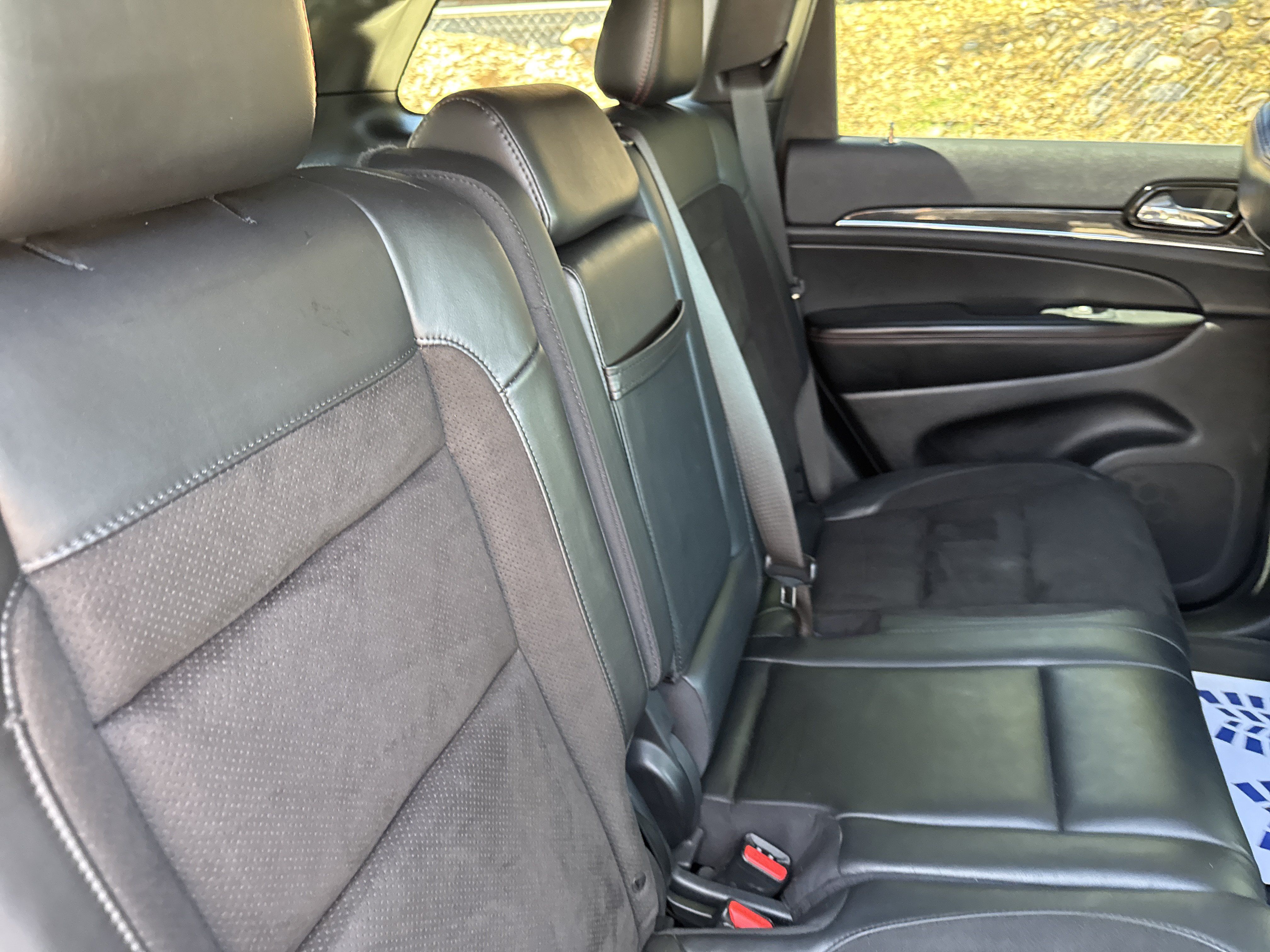 Used 2020 Jeep Grand Cherokee Trailhawk w/ Premium Lighting Group AWD/4WD image 10