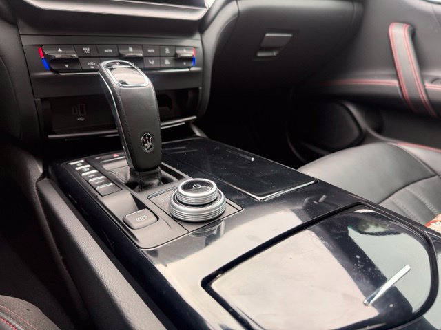 Used 2022 Maserati Ghibli GT RWD image 27