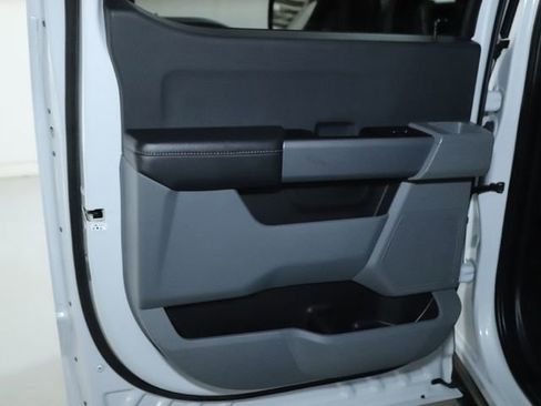 Used 2022 Ford F150 XLT image 23