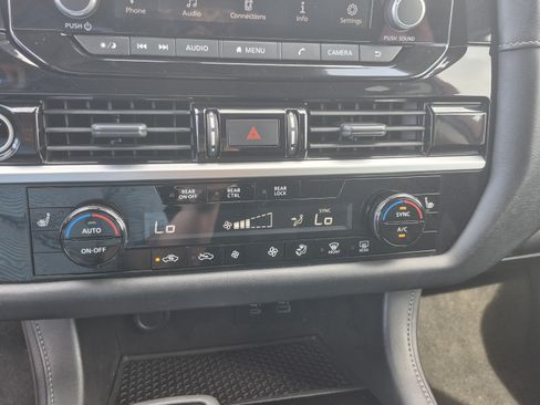 Certified 2024 Nissan Pathfinder SV AWD/4WD image 27