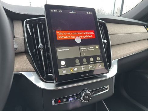 New 2026 Volvo XC90 T8 Ultra image 15