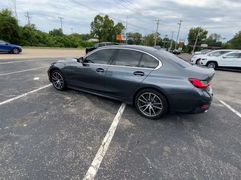 Used 2020 BMW 330i xDrive Sedan w/ Premium Package AWD/4WD image 6