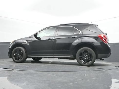 Used 2017 Chevrolet Equinox LT AWD/4WD image 29