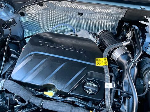 Used 2023 Chevrolet TrailBlazer LT FWD image 33