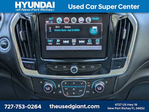 Used 2018 Chevrolet Traverse Premier w/ Driver Confidence II Package FWD image 24