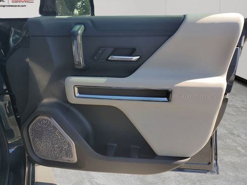 New 2026 GMC Hummer EV 2X image 13