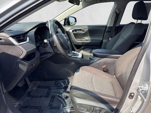 Certified 2025 Toyota RAV4 XLE AWD/4WD image 10