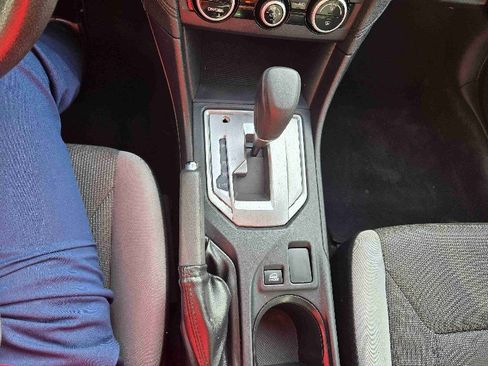 Used 2020 Subaru Crosstrek 2.0i image 14