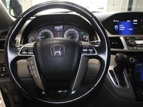 Used 2016 Honda Odyssey EX-L image 11