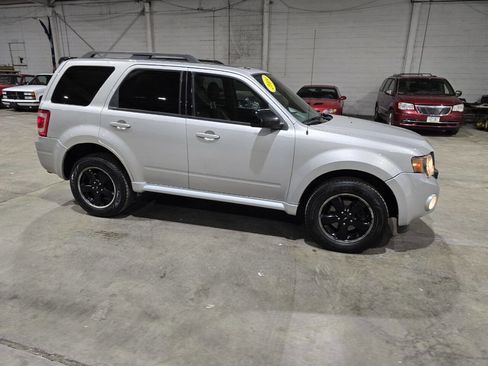 Used 2009 Ford Escape XLT image 15
