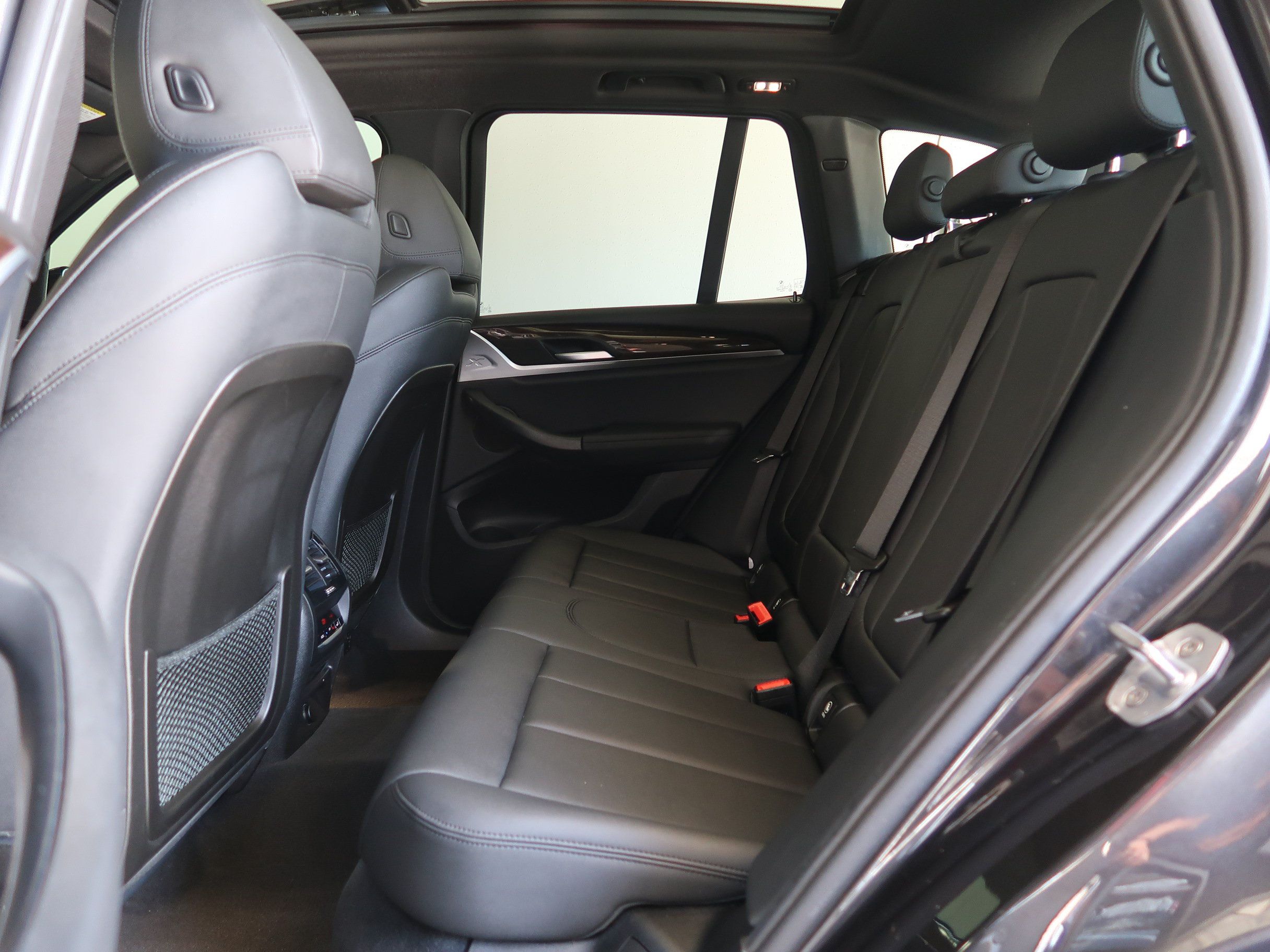 Used 2019 BMW X3 sDrive30i w/ Convenience Package RWD image 32