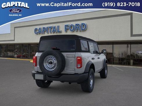 New 2026 Ford Bronco 4-Door image 8