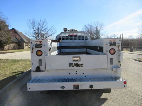 Used 2019 Chevrolet Silverado 2500 W/T w/ WT Convenience Package image 12