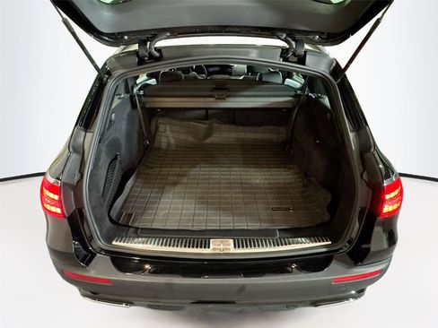 Used 2021 Mercedes-Benz E 450 4MATIC All-Terrain Wagon image 19