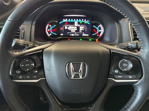 Certified 2022 Honda Pilot Black Edition image 31