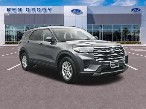 New 2026 Ford Explorer Active RWD image 1