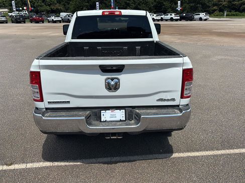 Used 2024 RAM 2500 Big Horn AWD/4WD image 5