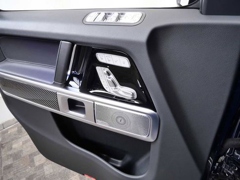 Used 2025 Mercedes-Benz G 63 AMG 4MATIC image 33