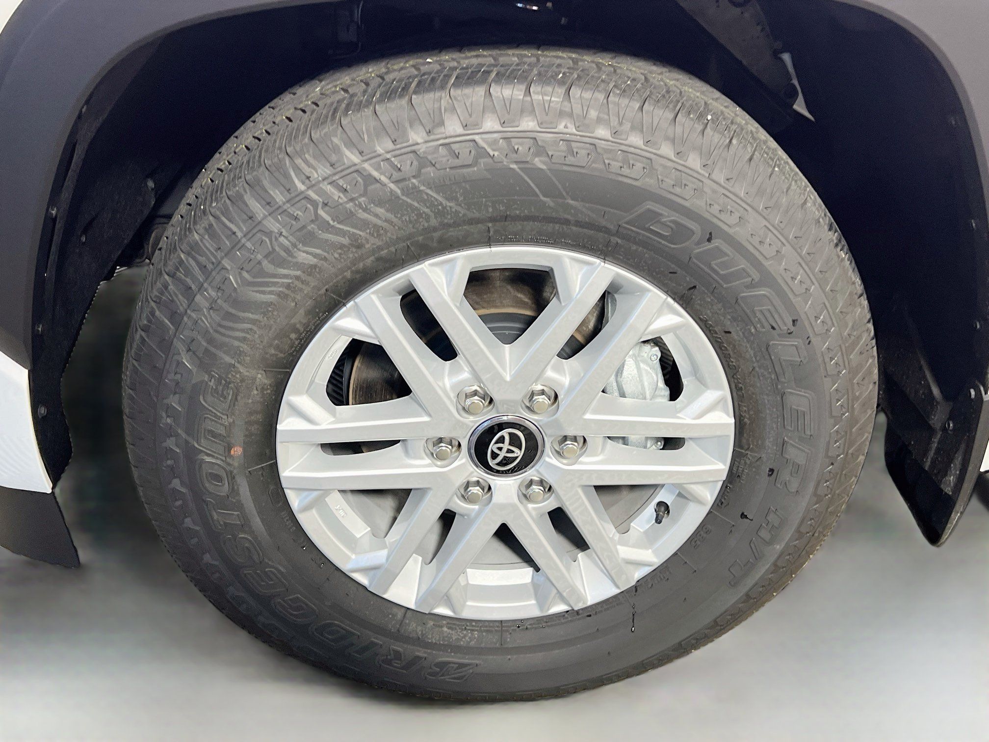 Used 2025 Toyota Sequoia SR5 AWD/4WD image 14