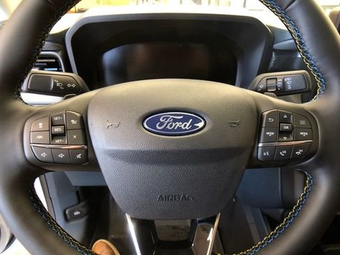 New 2026 Ford Maverick Lobo image 13