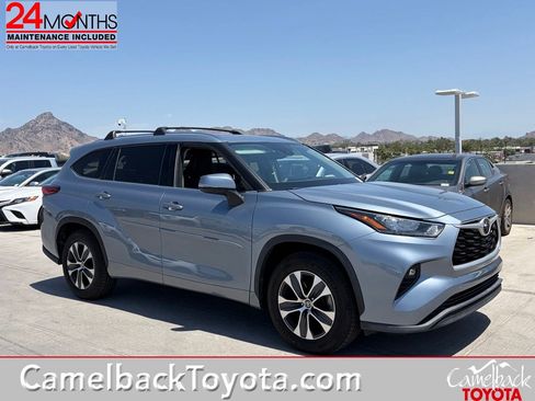 Used 2020 Toyota Highlander XLE FWD image 1