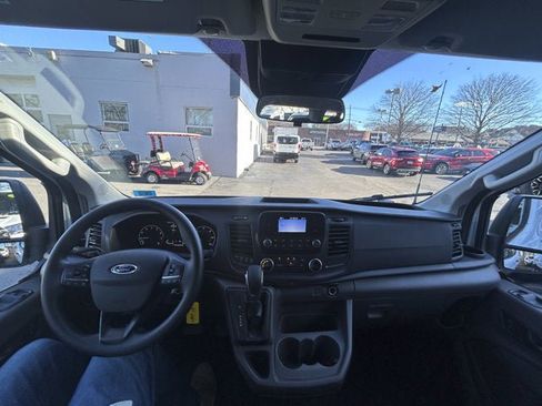 Used 2021 Ford Transit 350 XLT image 26