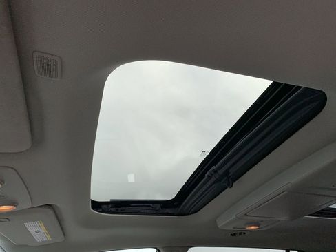 Used 2017 Buick Enclave Premium w/ Experience Buick Package image 28