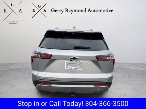 New 2026 Chevrolet Equinox LT w/ Convenience Package II AWD/4WD image 5