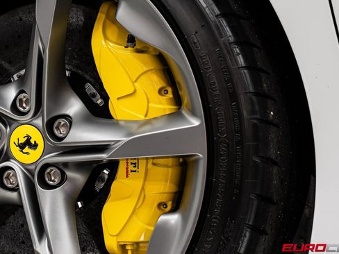 Used 2022 Ferrari SF90 Stradale AWD/4WD image 28