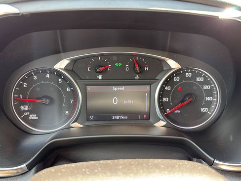 Used 2024 Chevrolet Blazer LT w/ Convenience Package FWD image 17